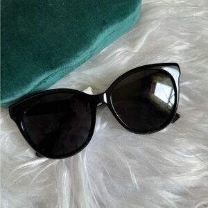 New Gucci Sunglasses Black 57-17-145 NWC